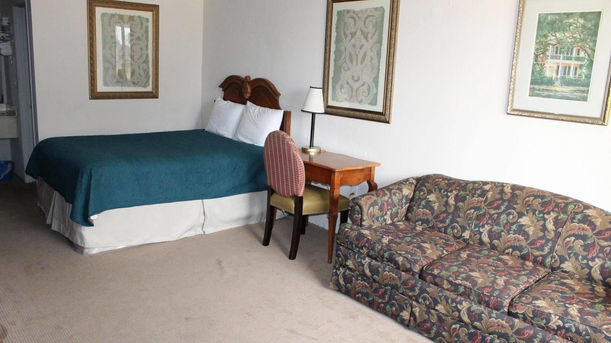 Family Inns Of America วิลเลียมส์เบิร์ก ภายนอก รูปภาพ